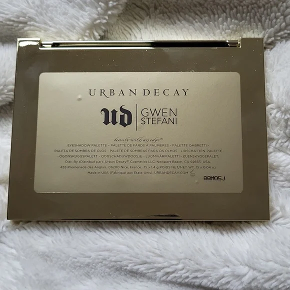 RARE Urban Decay X Gwen Stefani Eyeshadow Palette! - Picture 6 of 14